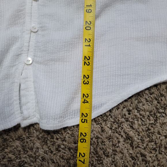 Faherty- Women's organic cotton- White long sleeve button up blouse- size small - Picture 5 of 7